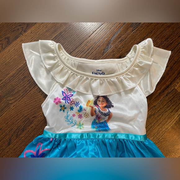 Disney- Encanto- 4T Mirabel Madrigal Costume Dress girl nightgown Floral Design - Picture 5 of 9